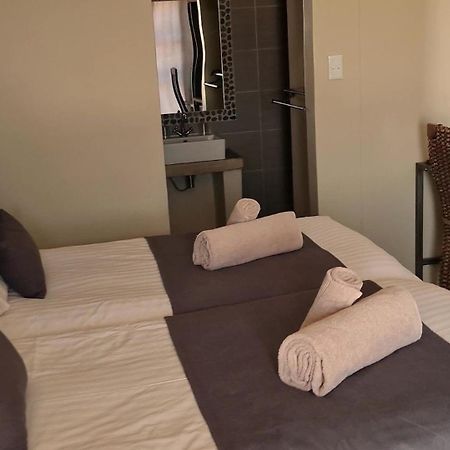 Opuwo Country Lodge Pokój zdjęcie