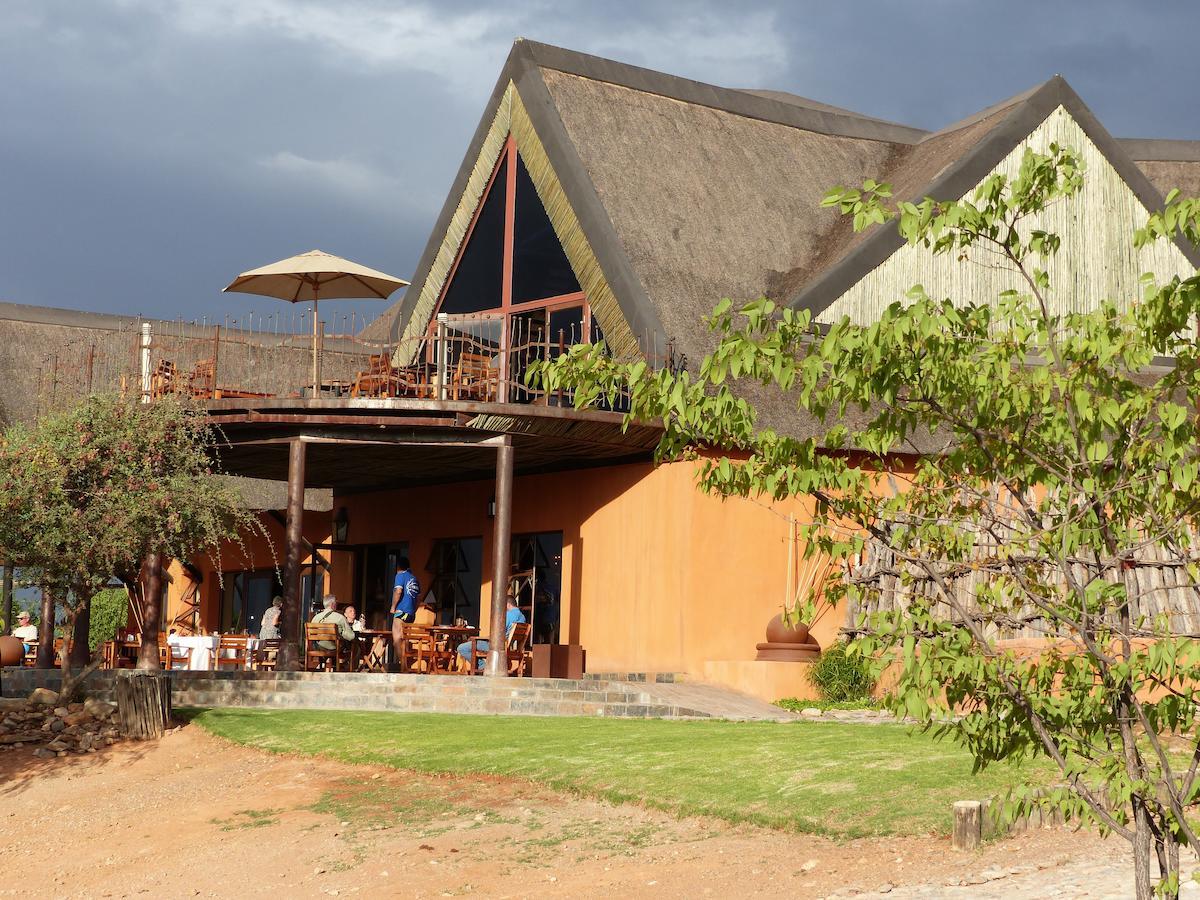 Opuwo Country Lodge Zewnętrze zdjęcie